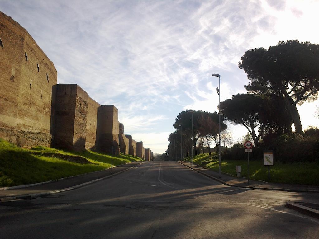 Desiderio Di Roma Hotel Exterior photo